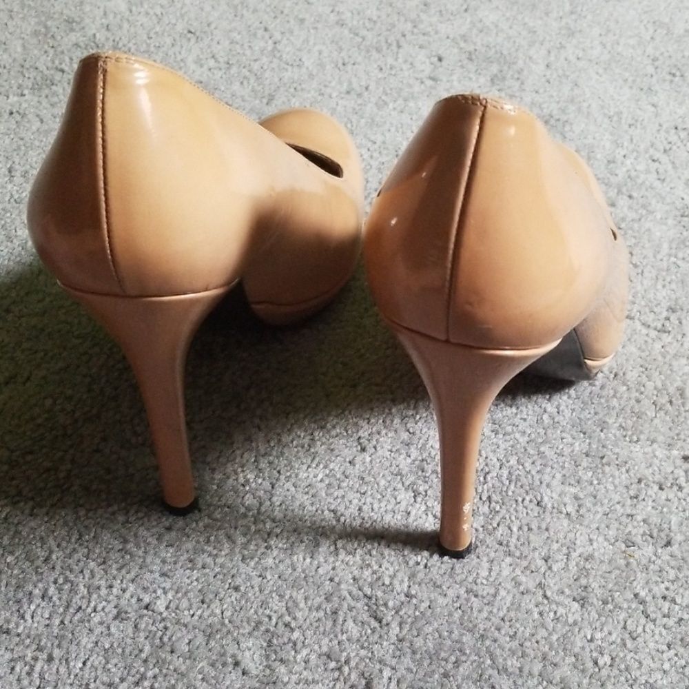 Stuart Weitzman heels shoes 9 - Picture 5 of 6